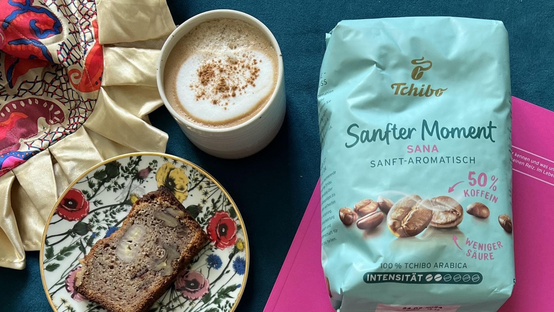 Für Mama Nora ist eine kleine Auszeit mit dem "Sanfter Moment" Kaffee von Tchibo ein echter Genuss. Für Mama Nora ist eine kleine Auszeit mit dem "Sanfter Moment" Kaffee von Tchibo ein echter Genuss.