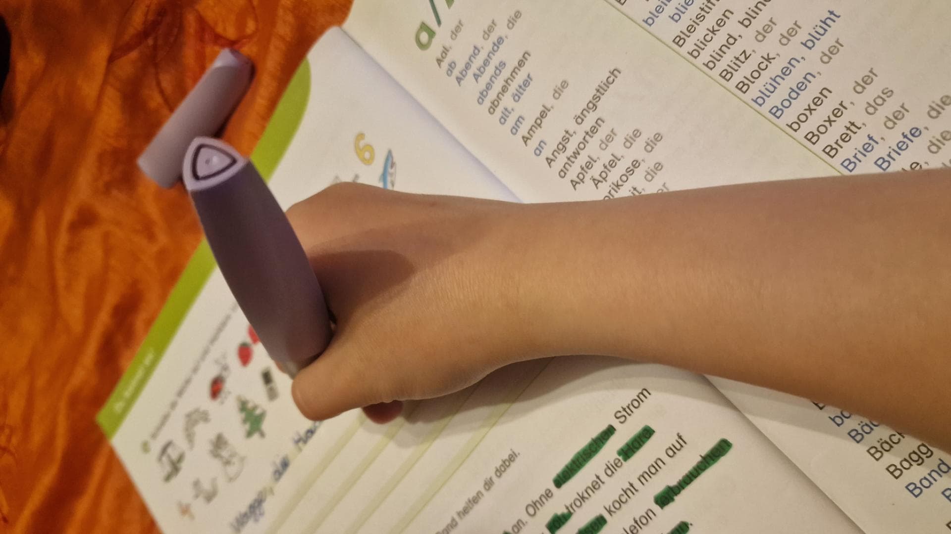 Der eco Füllhalter von Pelikan vereint für Mama Susan Qualität und Nachhaltigkeit. Der eco Füllhalter von Pelikan vereint für Mama Susan Qualität und Nachhaltigkeit.