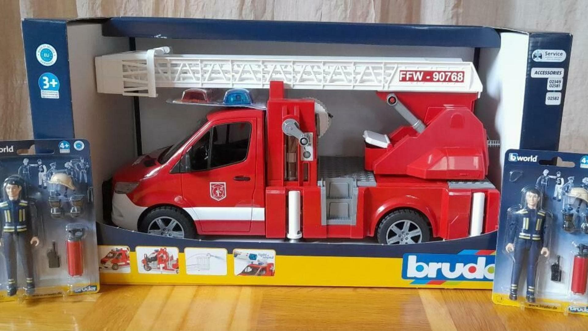 Die Spielwelt Feuerwehr von Bruder im Test. Die Spielwelt Feuerwehr von Bruder im Test.