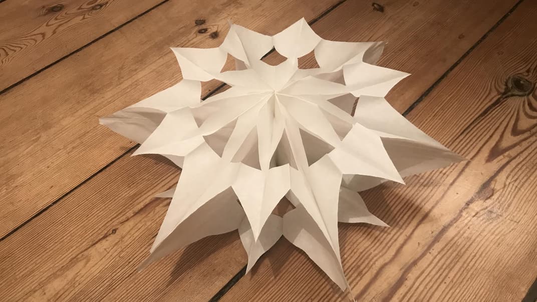 Stern aus Butterbrottüten