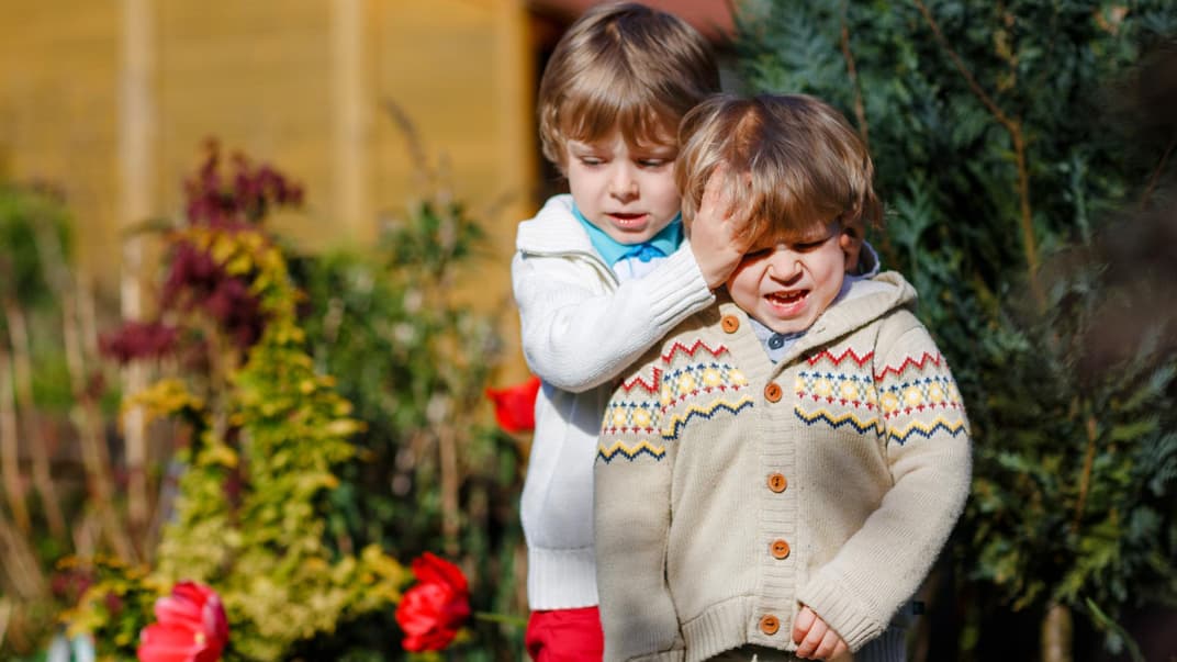 Mein Kind haut andere.