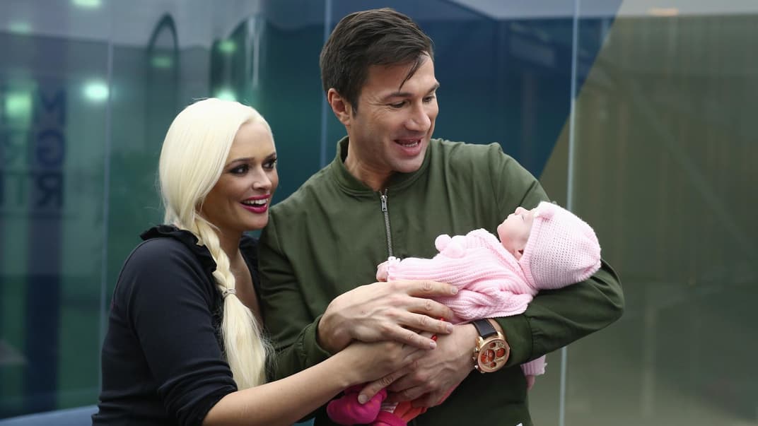 Daniela Katzenberger mit Lucas Cordalis und ihrem Baby