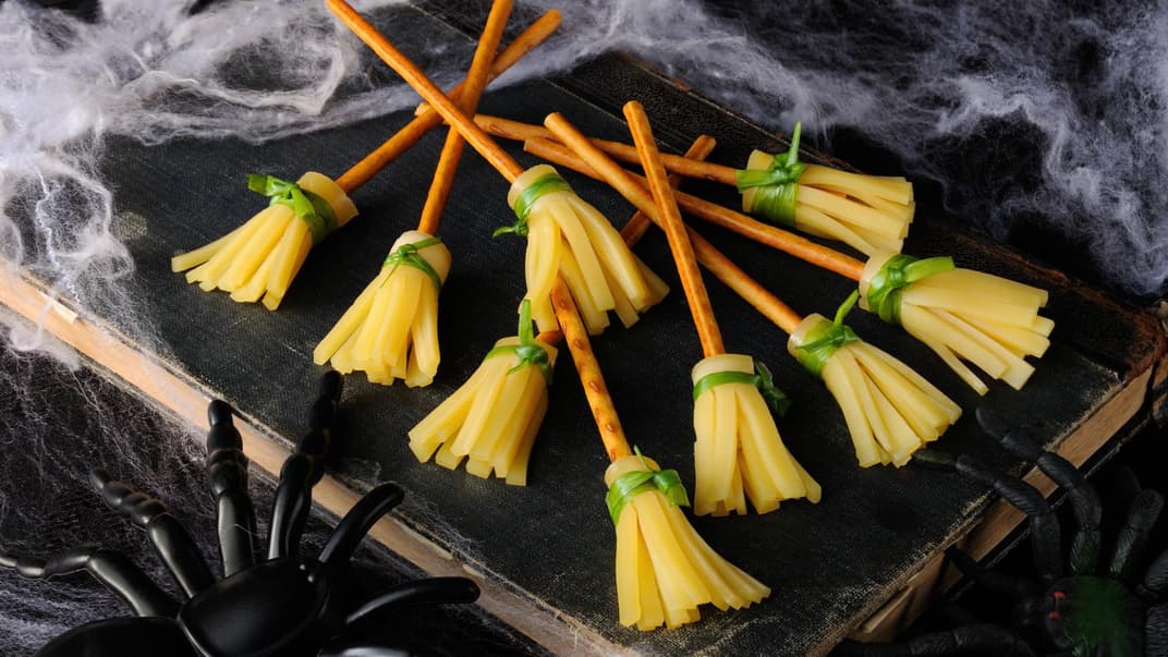 Hexenbesen aus Käse.