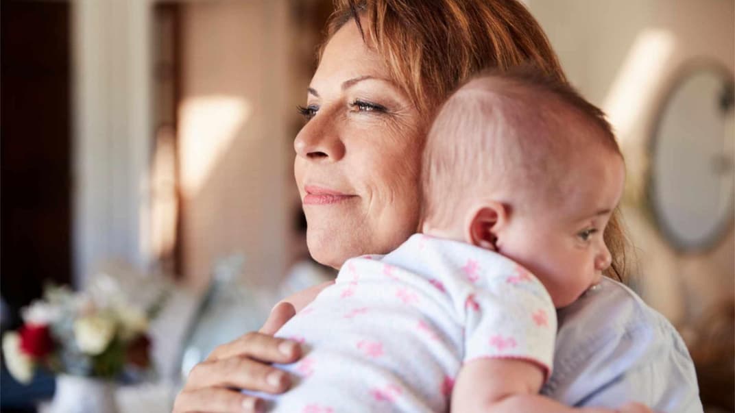 Wenn die Schwiegermutter bei der eigenen Tochter besitzergreifend wird.