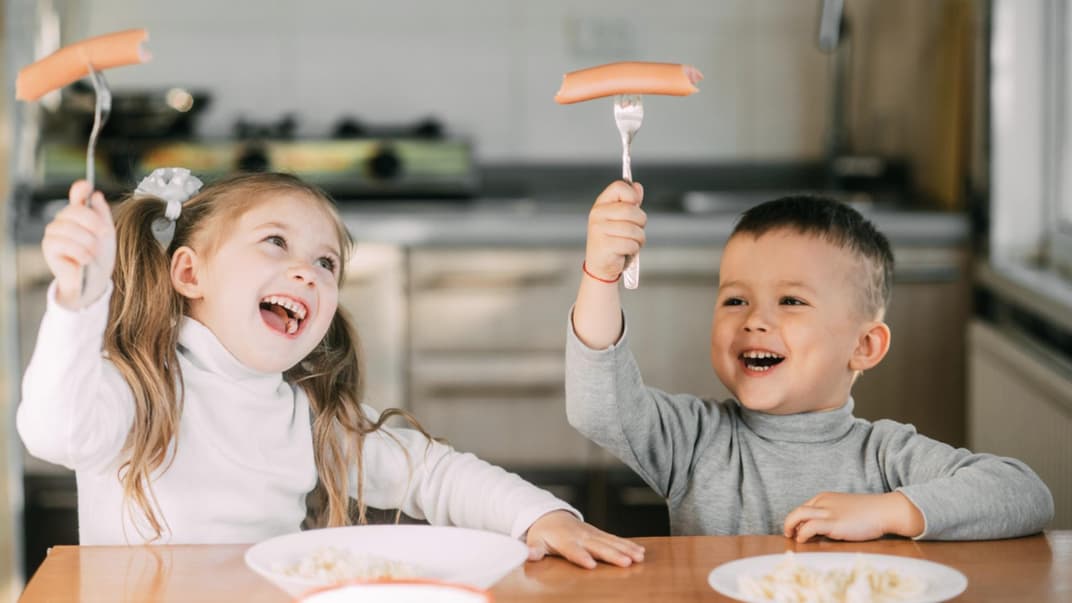 Ob Kinder – im übertragenden Sinn – eine Extrawurst bekommen sollten, wird in Familien unterschiedlich gehandhabt. 