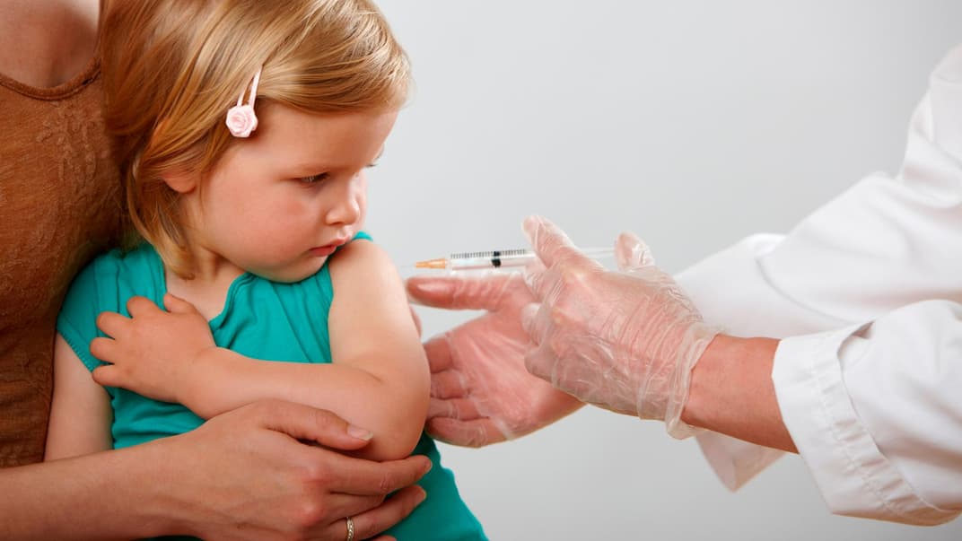 Ein kleiner Pikser kann verhindern, dass Kinder an Influenza erkranken. 