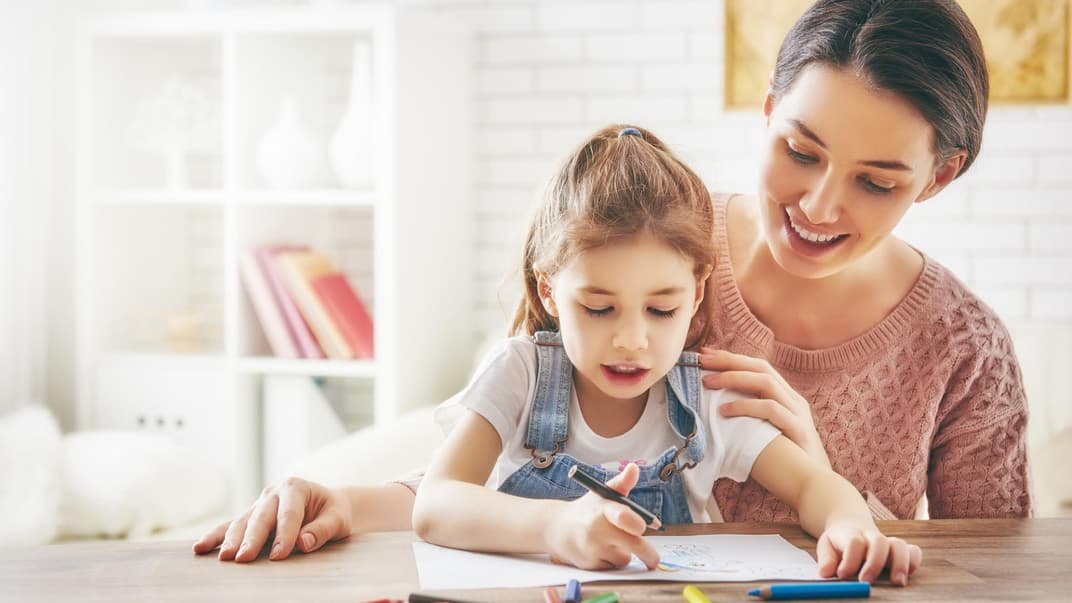 Viele berufstätige Eltern sind auf die Tagesmutter angewiesen, aber auch diese wird mal krank oder braucht Urlaub.