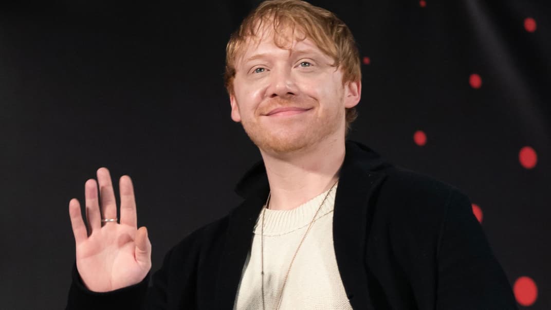 Obwohl er schon viel im Rampenlicht stand, ist Rupert Grint nach wie vor ein bodenständiger und zurückhaltender Mensch – 2020 ist er Vater einer Tochter geworden.