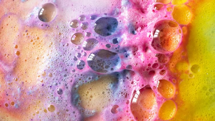 Bunte Seifenlauge