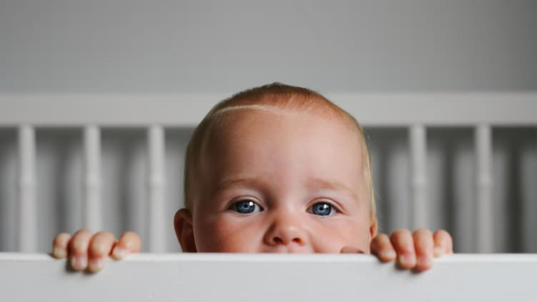 Kuckuck, da bin ich schon wieder! Frühaufsteher-Babys bleiben Frühaufsteher-Babys. 