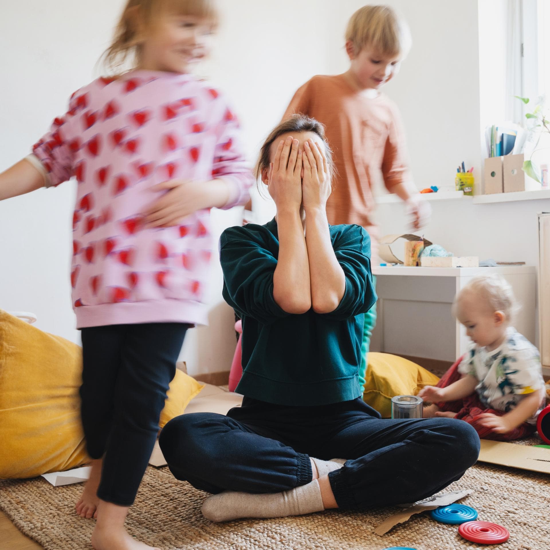 Wilde Kinder, geschaffte Mama.