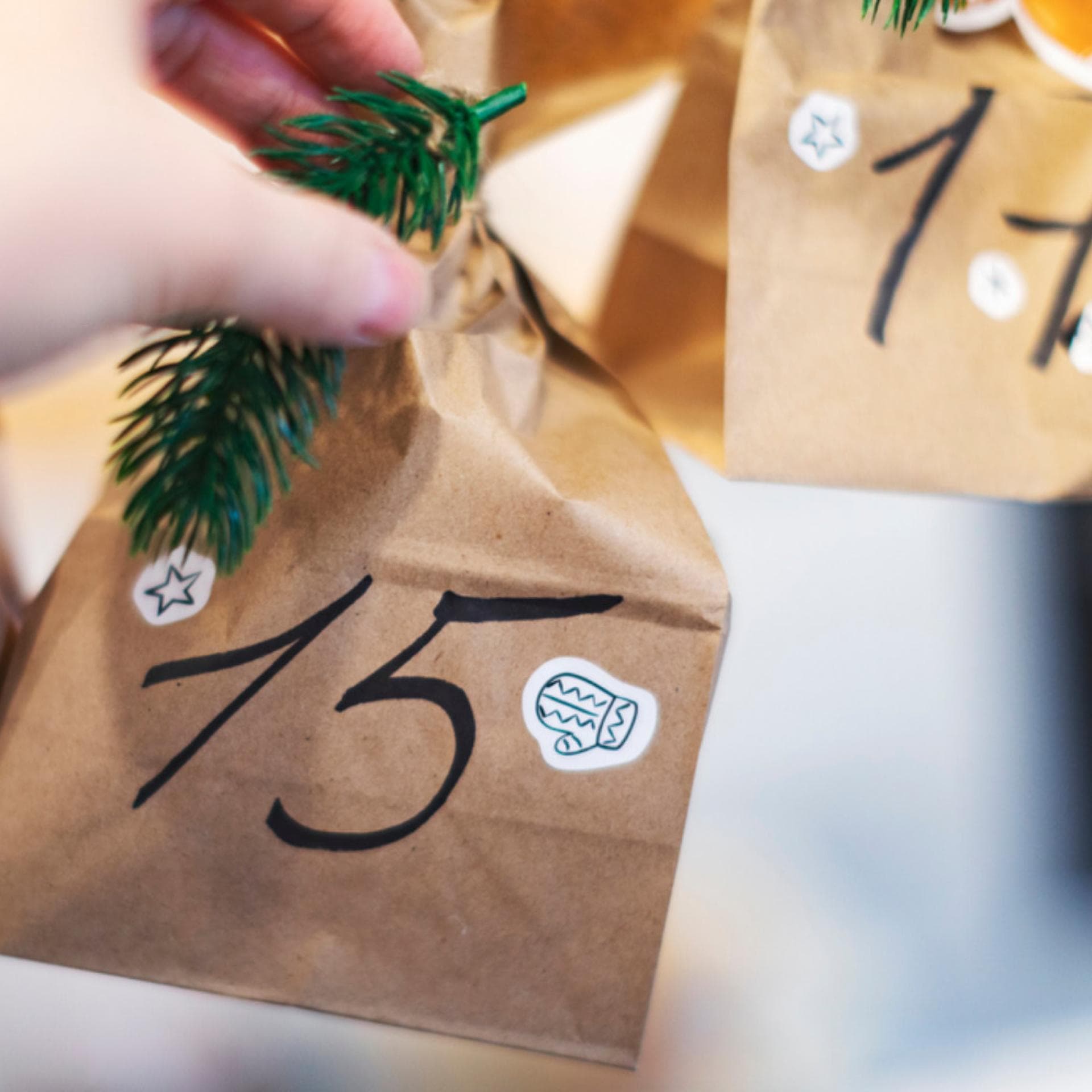 Selbst gebastelter Adventskalender.