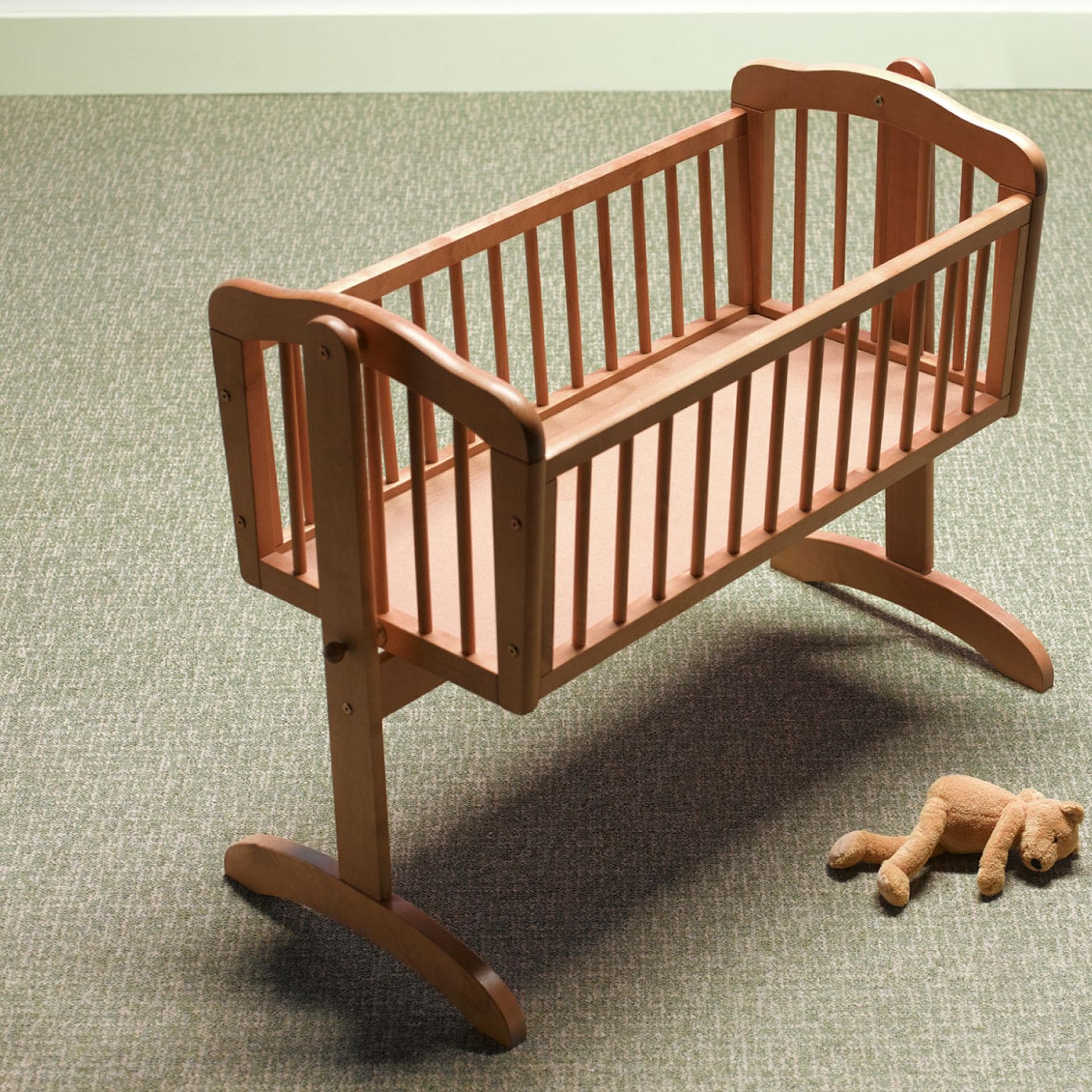 Leere Kinderwiege