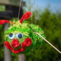 Pinata selber machen: Raupen-Pinata mit Luftballons