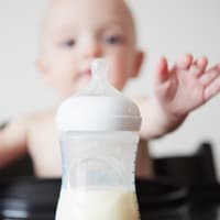 Mit Babymilch ist euer Kleines von Anfang an bestens versorgt. 