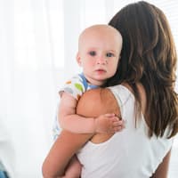 Wenn sich nur die Mutter ums Baby kümmert, ist Streit vorprogrammiert.