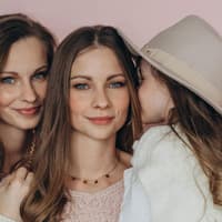 Echter Zusammenhalt: Für Lea ist klar, dass Mama Nina und Tante Lara immer für sie da sind.