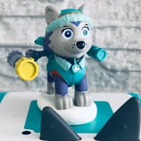 Offiziell gibt es keine "Paw Patrol"-Tonies. Dieser kleine Everest ist ein selbst gemachter Zaubertonie. 
