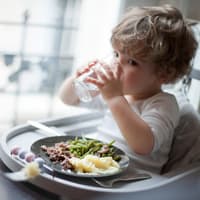 Kinder sollten nicht zum Essen gezwungen werden. 