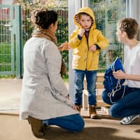 Das Loslassen fällt am Anfang der Eingewöhnung nicht immer leicht.
