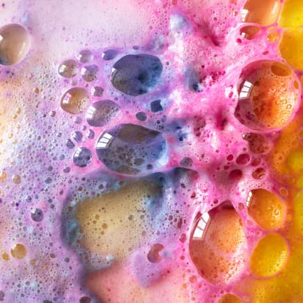 Bunte Seifenlauge
