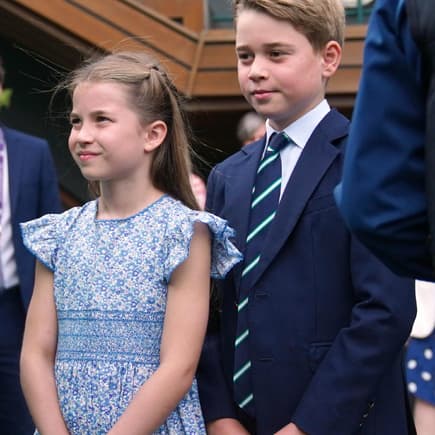 Prinzessin Charlotte mit ihrem Bruder Prinz George
