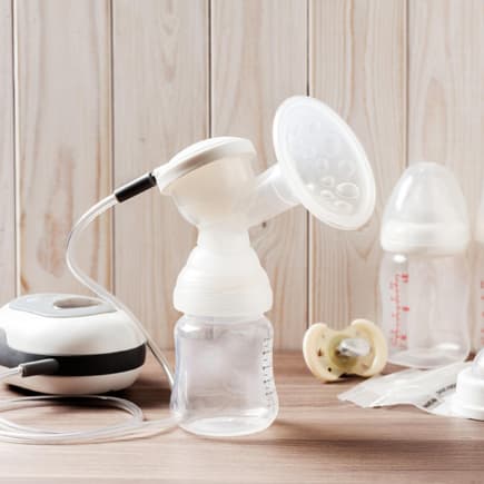 Die richtige Milchpumpe kann das Stillen enorm erleichtern.