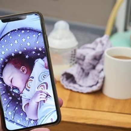 Ein Babyphone auf Reisen darf auch mal improvisiert sein.