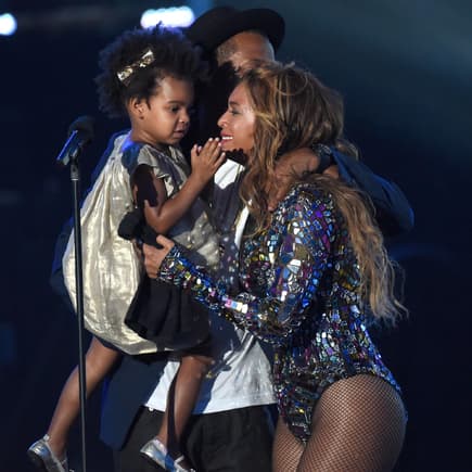 Beyoncé und Blue Ivy im August 2014 Beyoncé und Blue Ivy im August 2014