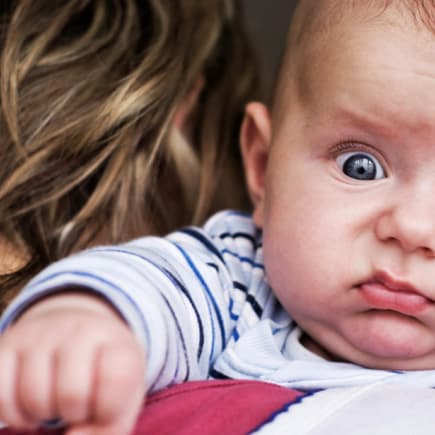 Babygesichter beim Kacken sind oft zum Kringeln komisch.