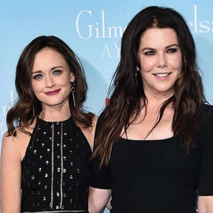 Wer hat sie NICHT gesehen!? Die Gilmore Girls begeistern seit Jahren ...