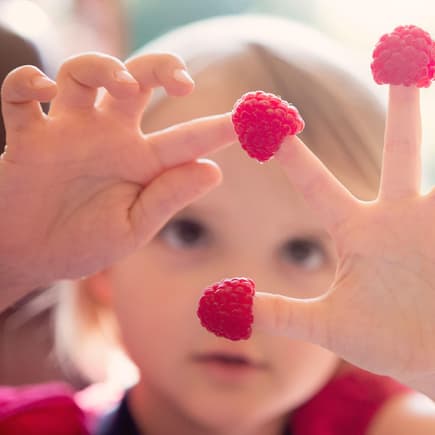 1, 2, 3, 4, 5 ... die ersten Zahlen lernen Kinder meist schon früh spielerisch kennen.