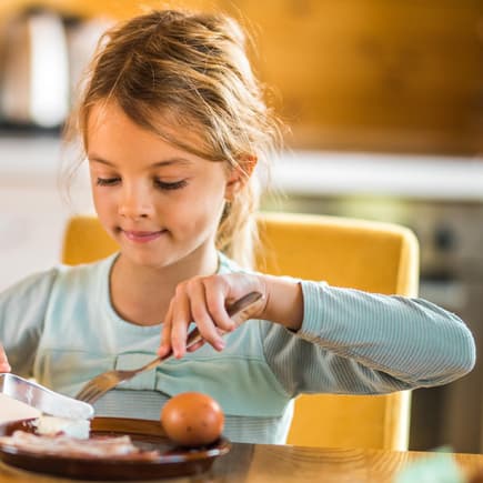 Kinder solten sich gut benehmen, dass zumindest wünschen sich die meisten Eltern.