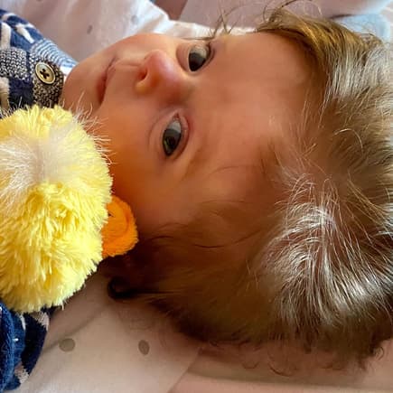 Der kleine Valentin hatte im Alter von vier Monaten schon 19 Knochenbrüche ... Er leidet an der seltenen Glasknochenkrankheit.