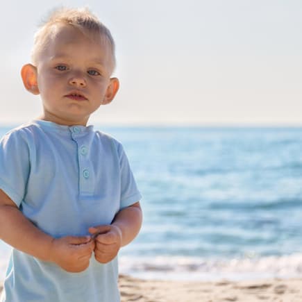 Segelohren bei Babys: Behandeln oder nicht?