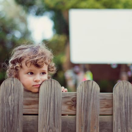 Ist das Kind im Kindergarten unglücklich, sind es die Eltern auch. Unter Umständen kann es helfen, die Kita zu wechseln. 