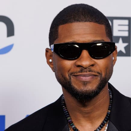 Usher ist inzwischen vierfacher Vater. Ende September 2021 erblickte sein Sohn Sire Castrello Raymond das Licht der Welt.