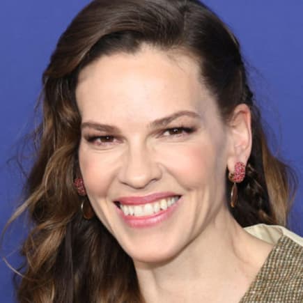 Die amerikanische Schauspielerin Hilary Swank war als Kind ein richtig niedlicher Süßfratz!