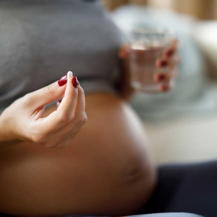 Die meisten Nahrungsergänzungsmittelpräparate für Schwangere entsprechen aktuellen Erkenntnissen zufolge nicht exakt den wissenschaftlichen Ernährungsempfehlungen.