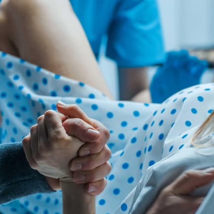 Geschenke für das Baby erhalten Eltern schon vor der Geburt reichlich – doch was ist mit der Mama?