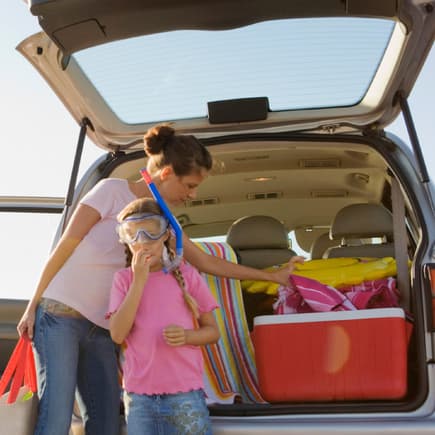 Ein Familienvan bietet für Gepäck und Mitfahrer viel Platz. 