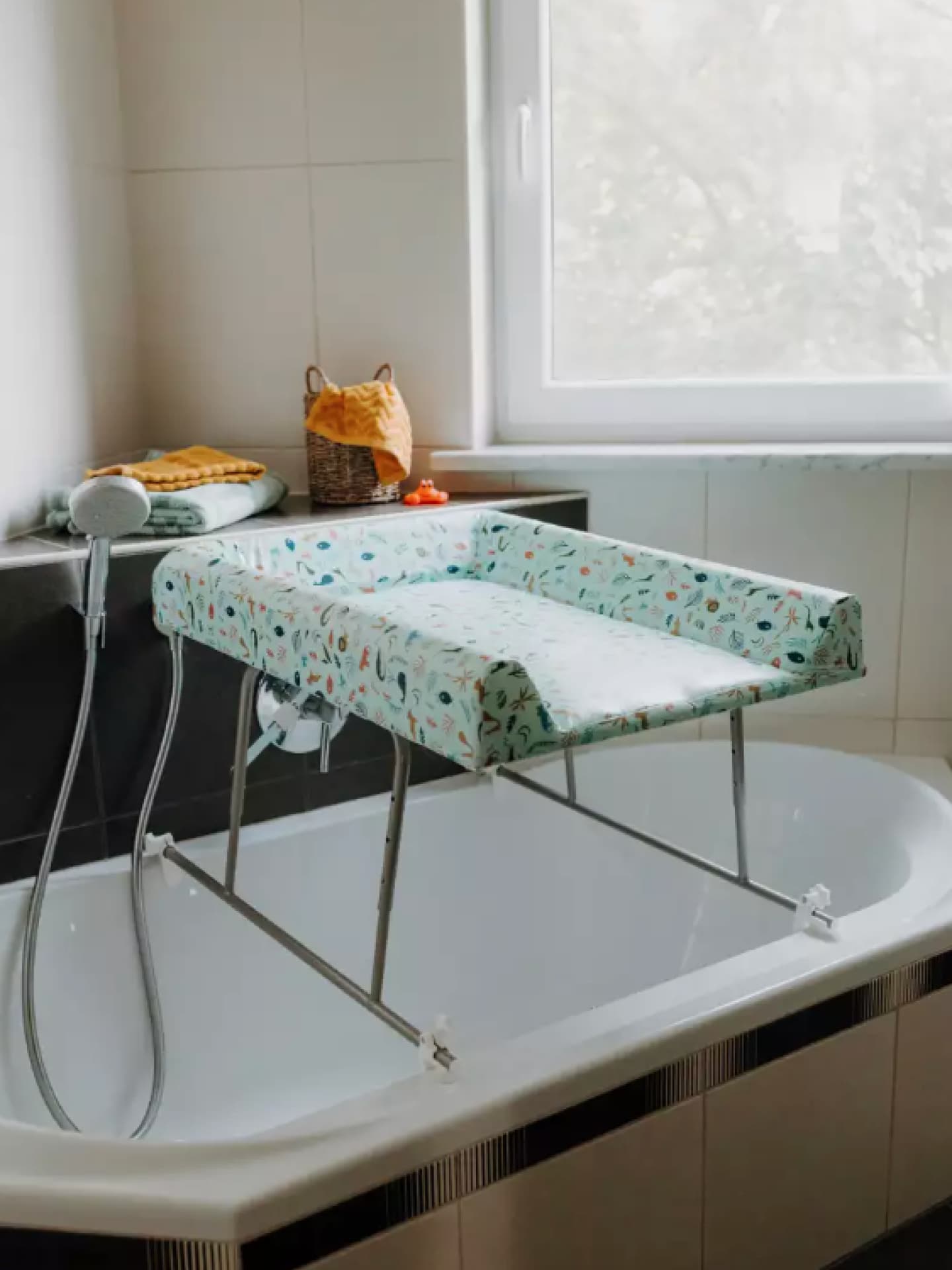 Höhenverstellbarer Wickelaufsatz von Geuther 