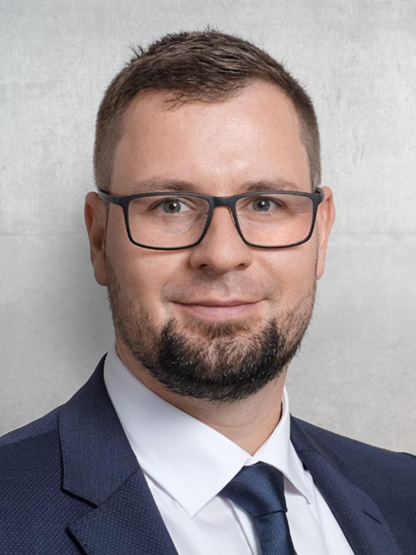 Abgebildet ist Rechtsanwalt Benjamin Grunst von Buse Herz Grunst Rechtsanwälte.