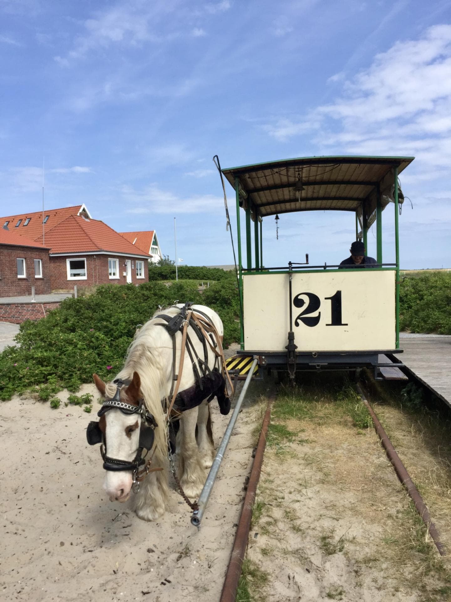 Die Museumspferdebahn auf Spiekeroog Die Museumspferdebahn auf Spiekeroog