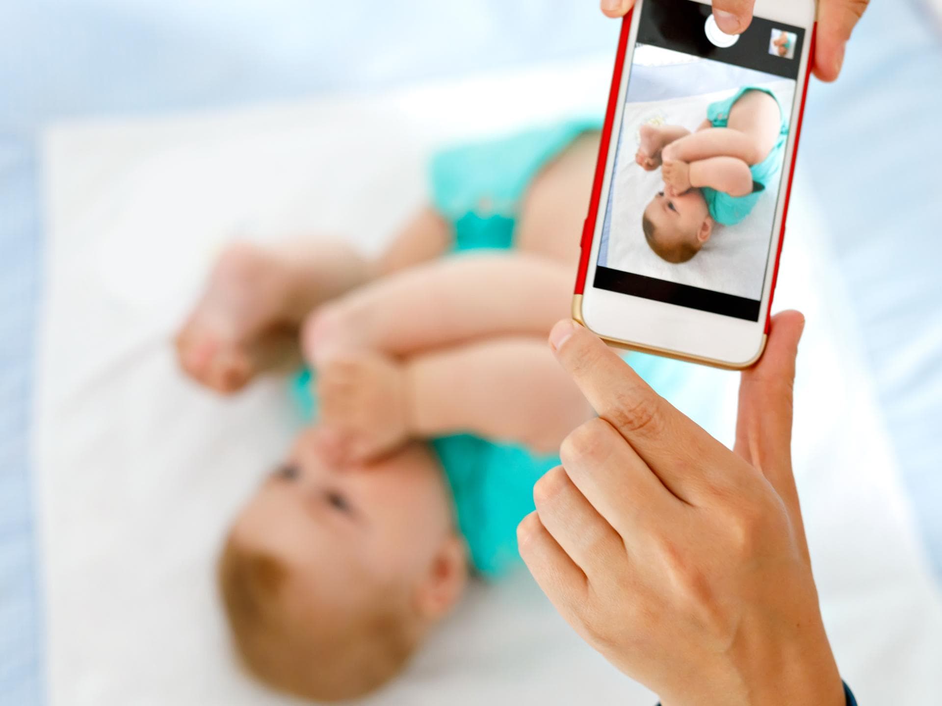 Baby wird fotografiert