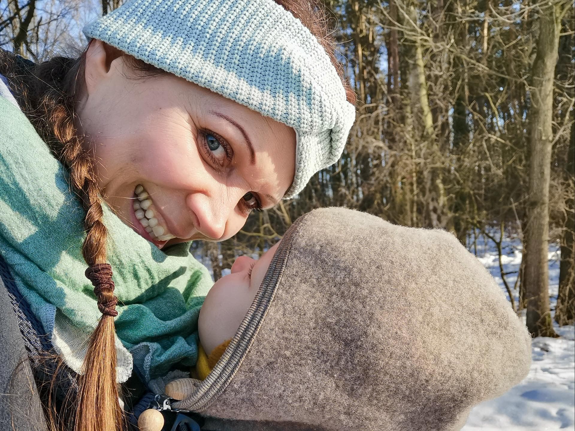 Janin mit Baby. Janin mit Baby.