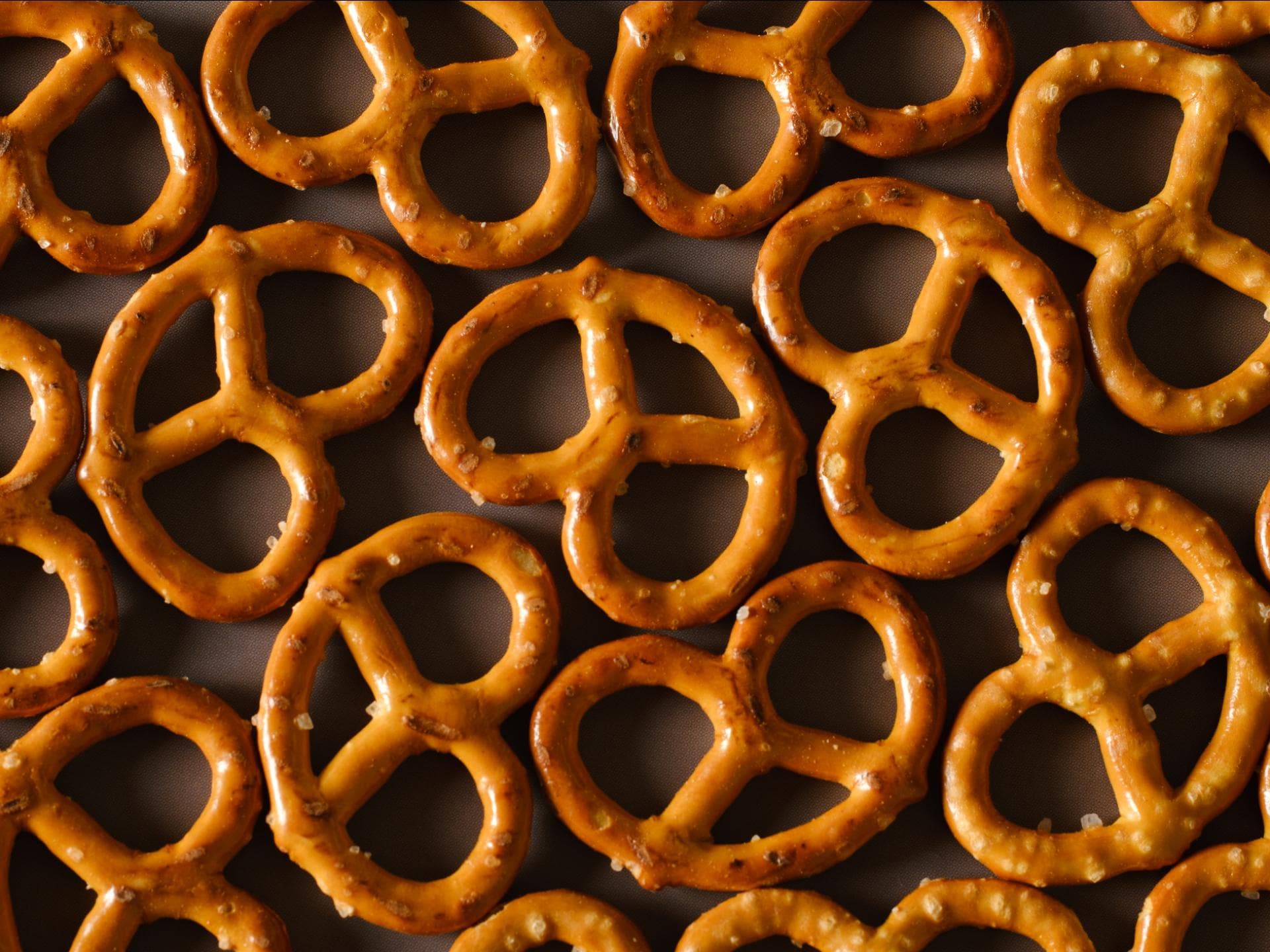 Kleine Brezeln zum Snacken Kleine Brezeln zum Snacken