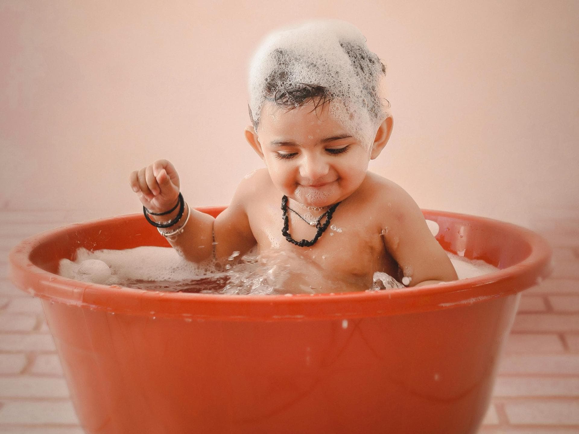 Baby badet.