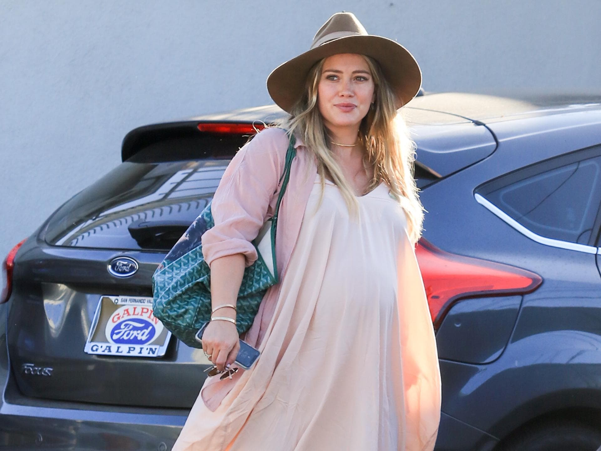 Hilary Duff mit Babybauch Hilary Duff ist schwanger