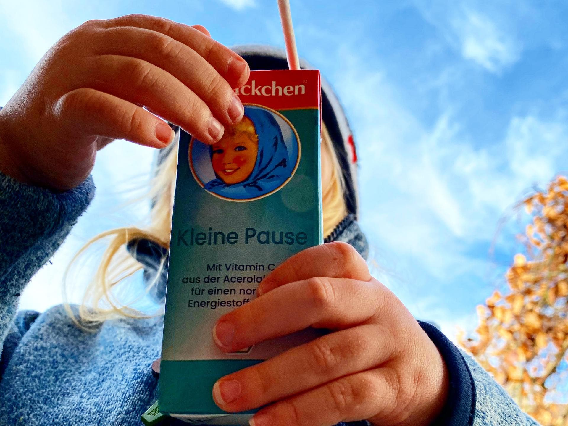 Gesund und lecker findet Mama Madeline die "Kleine Pause Bio" von Rotbäckchen. Gesund und lecker findet Mama Madeline die "Kleine Pause Bio" von Rotbäckchen.